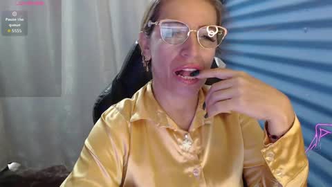 CHAYLA VICTORIA RUIZ  online show from 3, 6, 2026