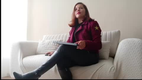 Snapshot of cheek_chic12 chatting on 14, 7, 2026 Regina Phalange online show from 14, 7, 2026