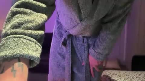 Snapshot of cheekylondon70 chatting on 24, 9, 2025 Cheekylondon online show from 24, 9, 2025