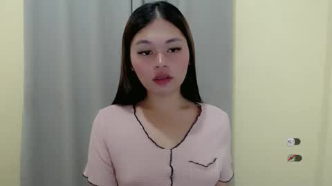 Snapshot of chelse_coco chatting on 12, 3, 2025 CHELSEA online show from 12, 3, 2025