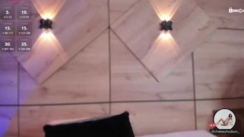 chelsey_hudson online show from 6, 3, 2025