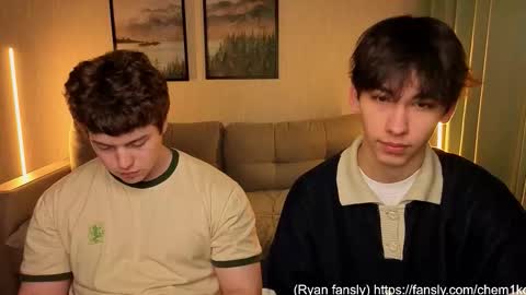 Snapshot of chem1ko chatting on 23, 10, 2025 LUCASRYANPVT IS OPEN online show from 23, 10, 2025