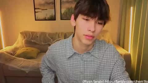 Snapshot of chem1ko chatting on 3, 11, 2025 LUCASRYANPVT IS OPEN online show from 3, 11, 2025