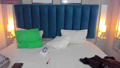   online show from 16, 12, 2024