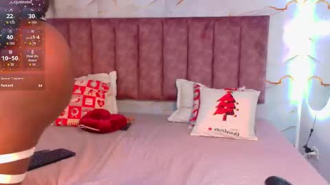 Snapshot of cheneelllorens chatting on 5, 12, 2025 online show from 5, 12, 2025