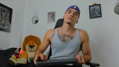 Snapshot of chepe_fit chatting on 3, 8, 2026 chepe vause online show from 3, 8, 2026