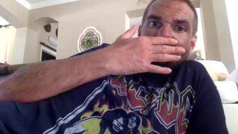 Snapshot of cherokeebatman88 chatting on 12, 4, 2026 cherokeebatman88 online show from 12, 4, 2026