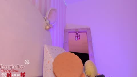 Snapshot of cherry_blond_ chatting on 12, 12, 2024 Cherry online show from 12, 12, 2024