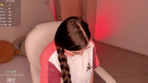 Snapshot of cherry_blond_ chatting on 14, 2, 2025 Cherry online show from 14, 2, 2025