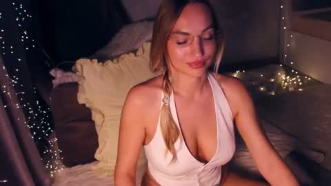 Snapshot of cherry_bomb19 chatting on 14, 6, 2026 CherryBomb online show from 14, 6, 2026