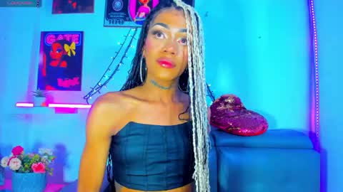 Snapshot of cherry_gate chatting on 19, 5, 2026 cherry_gate online show from 19, 5, 2026