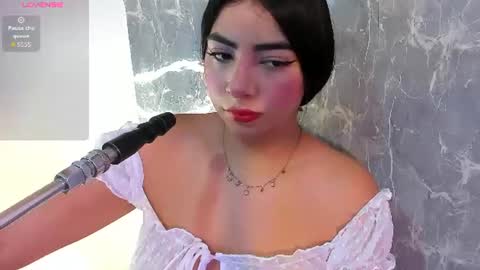 Snapshot of cherry_skinnyy_ chatting on 10, 7, 2026 cherry online show from 10, 7, 2026