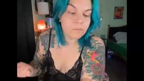 Snapshot of cherryb0mbb0mb chatting on 2, 11, 2025 CherryBombBomb online show from 2, 11, 2025