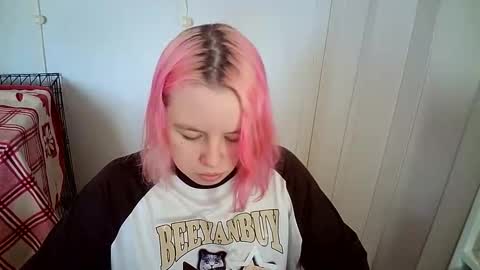 cherrybaby_0 online show from 16, 4, 2026