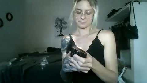 Snapshot of cherryblushxo chatting on 9, 5, 2026 cherryblushxo online show from 9, 5, 2026