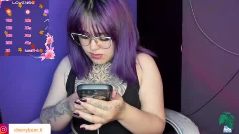  dayis independent model  online show from 22, 12, 2024