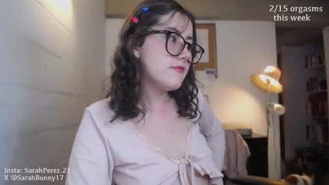 Sarah Prez online show from 19, 10, 2025