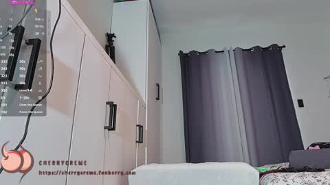 Cherry online show from 10, 9, 2025