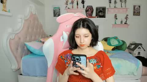 Snapshot of cherrymafer666 chatting on 6, 5, 2026 cherrycute666 online show from 6, 5, 2026