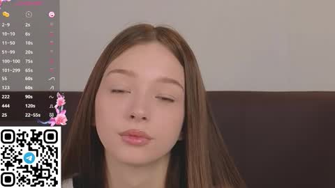 Snapshot of cherrymira chatting on 24, 9, 2025 Loise online show from 24, 9, 2025