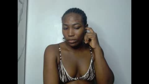 Snapshot of cherrywetpussy chatting on 2, 8, 2026 cherrywetpussy online show from 2, 8, 2026