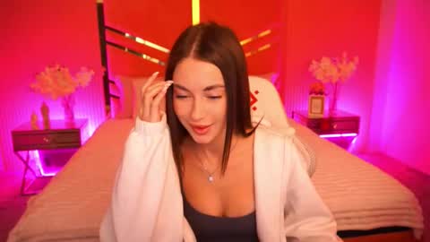 cherryylulu online show from 6, 10, 2025