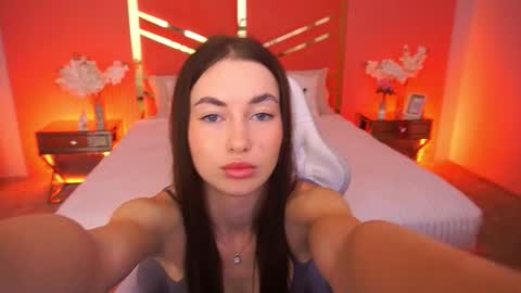 cherryylulu online show from 19, 11, 2025