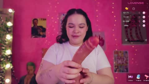 Snapshot of chery_lady22 chatting on 20, 12, 2025 Banny online show from 20, 12, 2025