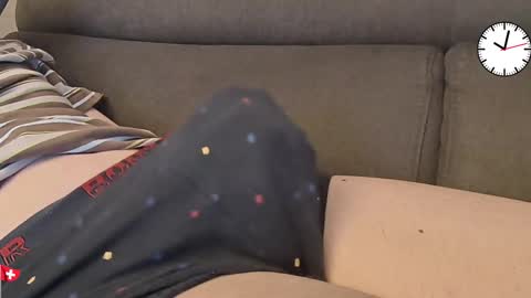 Snapshot of chezmonsieur_g chatting on 24, 9, 2025 Grey online show from 24, 9, 2025