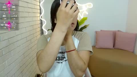 Snapshot of chiara_tay chatting on 23, 2, 2025 Chiara online show from 23, 2, 2025