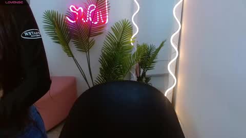 Snapshot of chiara_tay chatting on 8, 3, 2025 Chiara online show from 8, 3, 2025