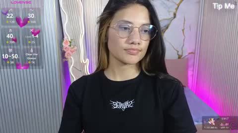 Snapshot of chiara_tay chatting on 28, 3, 2026 Chiara online show from 28, 3, 2026