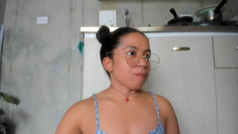 Chiara fustox online show from 18, 4, 2026