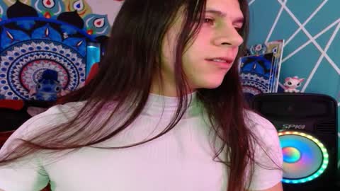 chico_explosivo online show from 2, 11, 2025