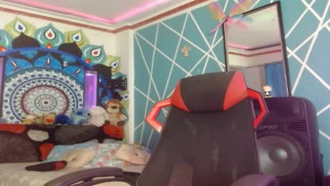 chico_explosivo online show from 6, 4, 2026