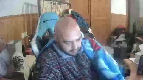 chicomallorca96 online show from 3, 2, 2025