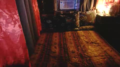 Snapshot of chilihotcumts chatting on 31, 1, 2026 angel tscum online show from 31, 1, 2026