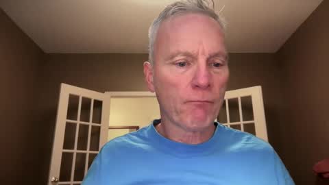 Snapshot of chill_with_john chatting on 23, 10, 2025 John online show from 23, 10, 2025