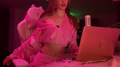 Goddess Vika - owner of all ur money online show from 23, 1, 2025