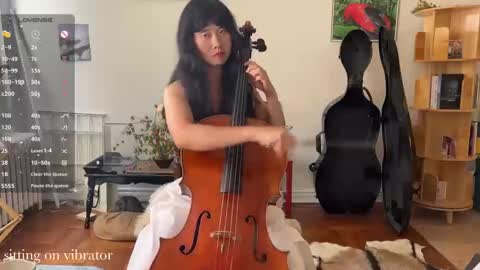 Snapshot of chiloschista chatting on 11, 9, 2025 judith online show from 11, 9, 2025