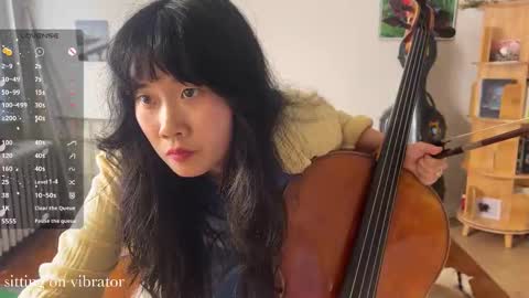 Snapshot of chiloschista chatting on 17, 9, 2025 judith online show from 17, 9, 2025