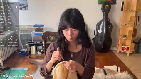 Snapshot of chiloschista chatting on 29, 10, 2025 judith online show from 29, 10, 2025