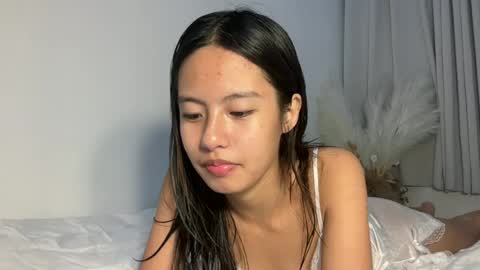 Snapshot of chinita_kai chatting on 13, 7, 2026 chenee online show from 13, 7, 2026