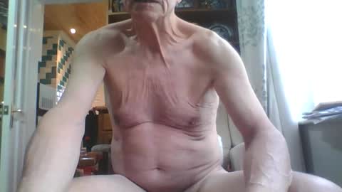 Snapshot of chipper341596 chatting on 11, 4, 2026 chipper341596 online show from 11, 4, 2026