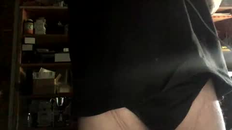 chippytits65 online show from 4, 2, 2025