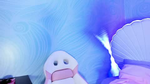 chloe_blowjob online show from 2, 4, 2026