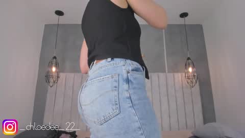 Snapshot of chloe_dee_ chatting on 11, 2, 2025 Chloe online show from 11, 2, 2025