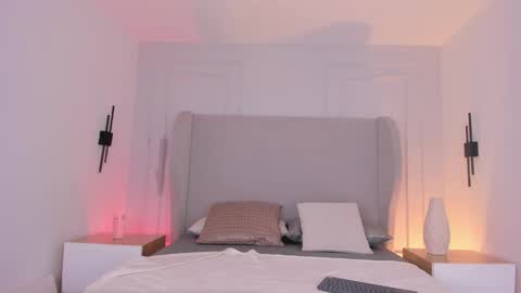 Snapshot of chloe_dee_ chatting on 17, 11, 2025 Chloe online show from 17, 11, 2025