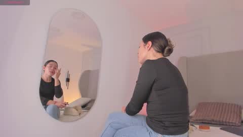 Snapshot of chloe_dee_ chatting on 29, 11, 2025 Chloe online show from 29, 11, 2025