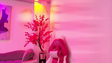 Chloe online show from 15, 3, 2026